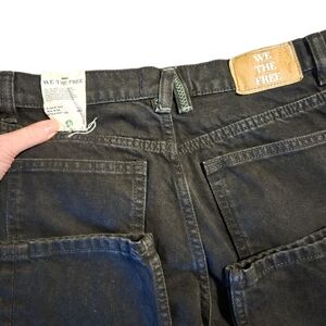 We The Free Free People A NEW DAY MID RISE STRAIGHT LEG Black Jeans Sz 26 NWT